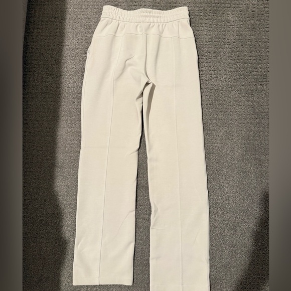 Lululemon Athletica Softstreme Pants *Regular - Picture 4 of 5